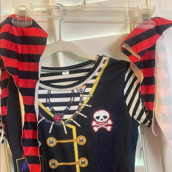 New Pirate Costume for Kids - Black and Red - Picture 2 of 3